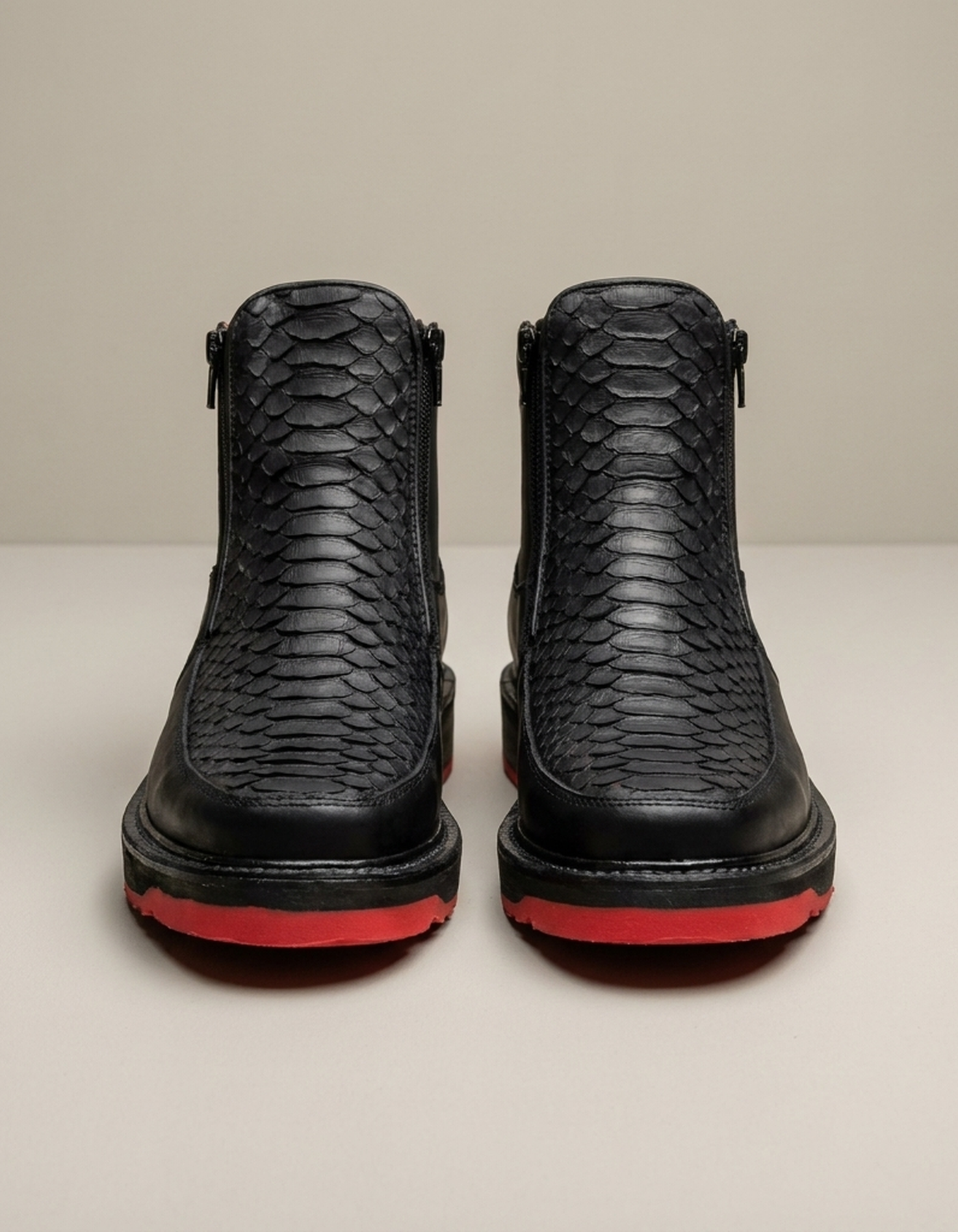 PLUXSTYLE::numise::mens-textured-side-zip-boots-1::pack-black