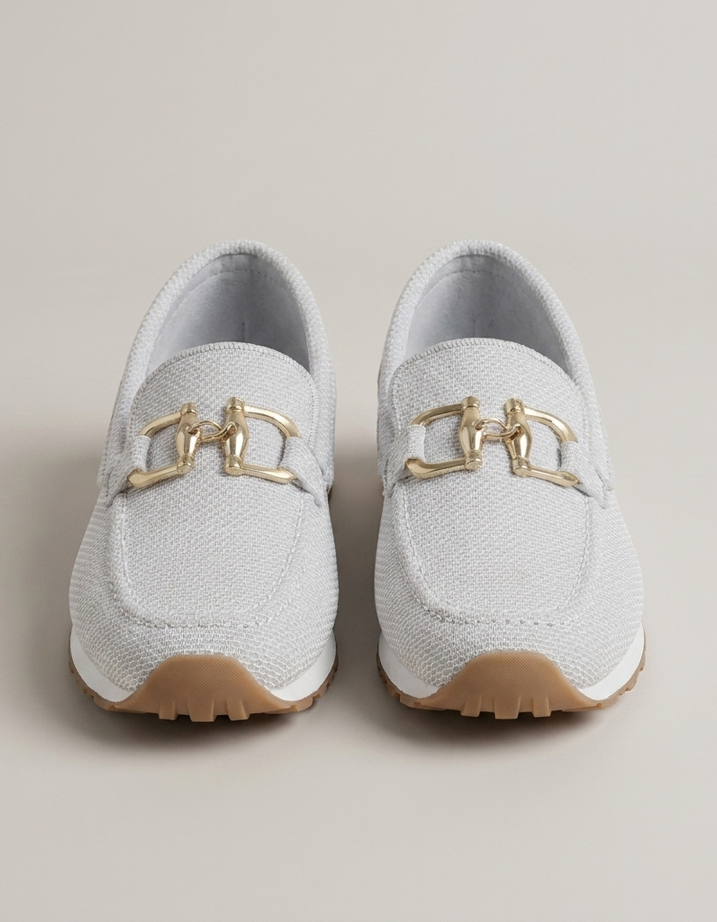 PLUXSTYLE::numise::supportive-buckle-loafers::pack-white