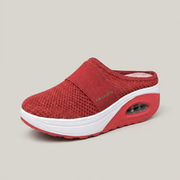 PLUXSTYLE::numise::air-cushion-slip-on-footwear::closeup-hero