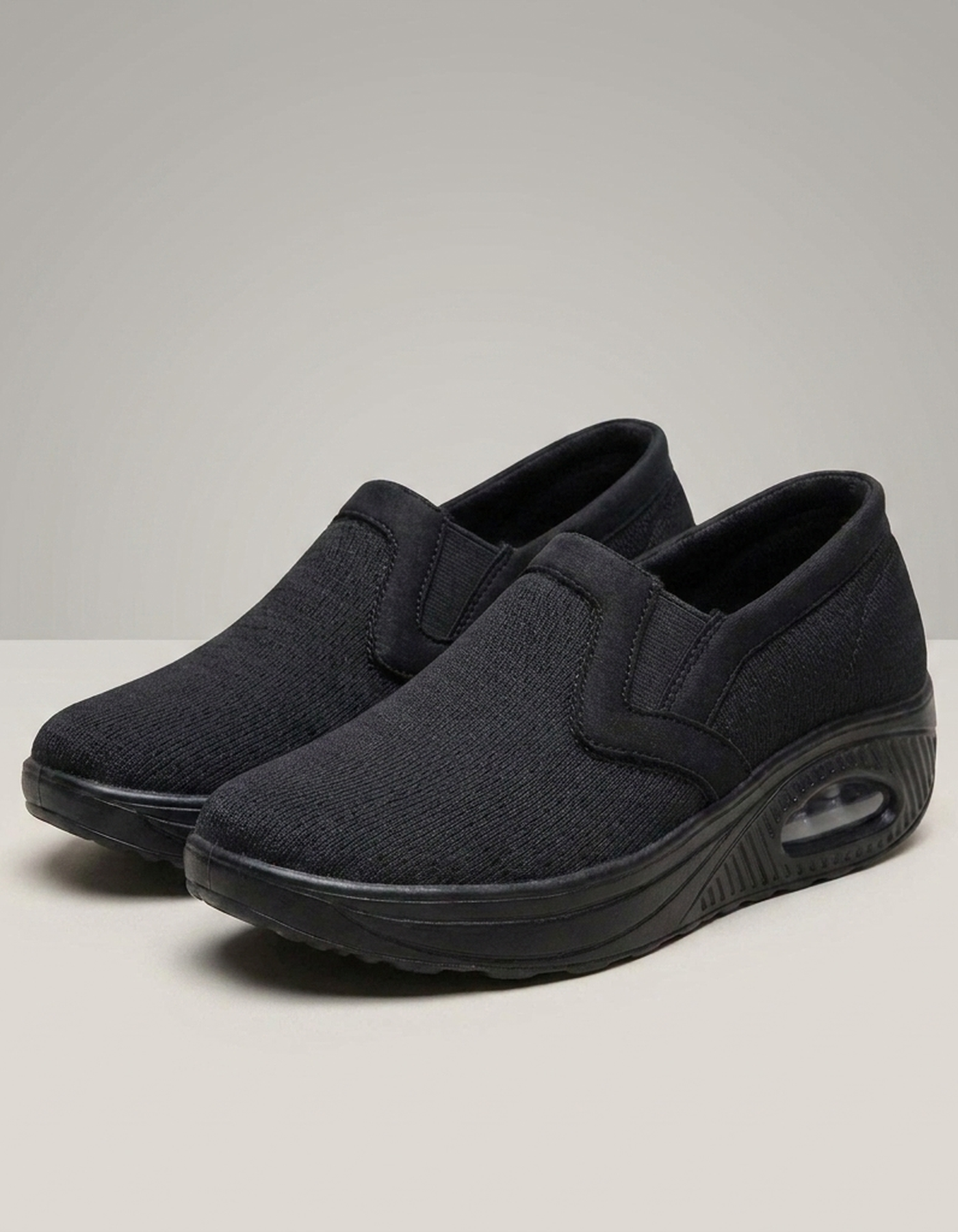 PLUXSTYLE::numise::womens-soft-step-orthopedic-loafers::closeup-detail