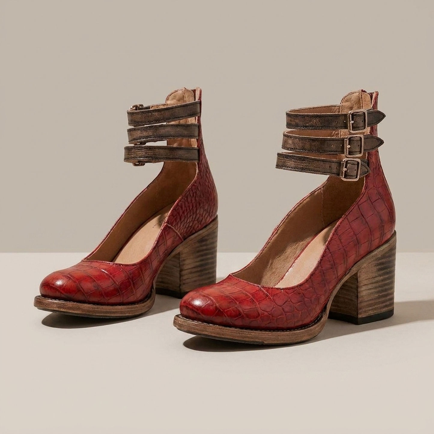 PLUXSTYLE::numise::graceful-comfort-ankle-boots::pack-red-snake-print