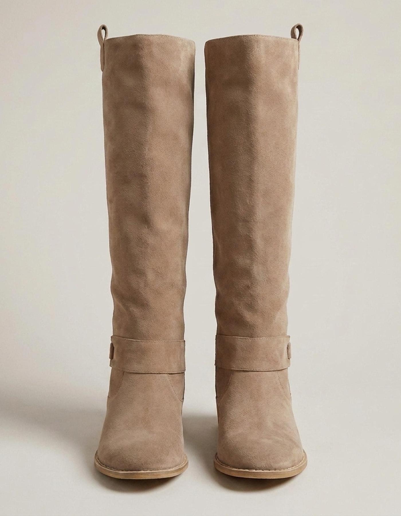 PLUXSTYLE::numise::all-season-non-slip-boots::closeup-detail