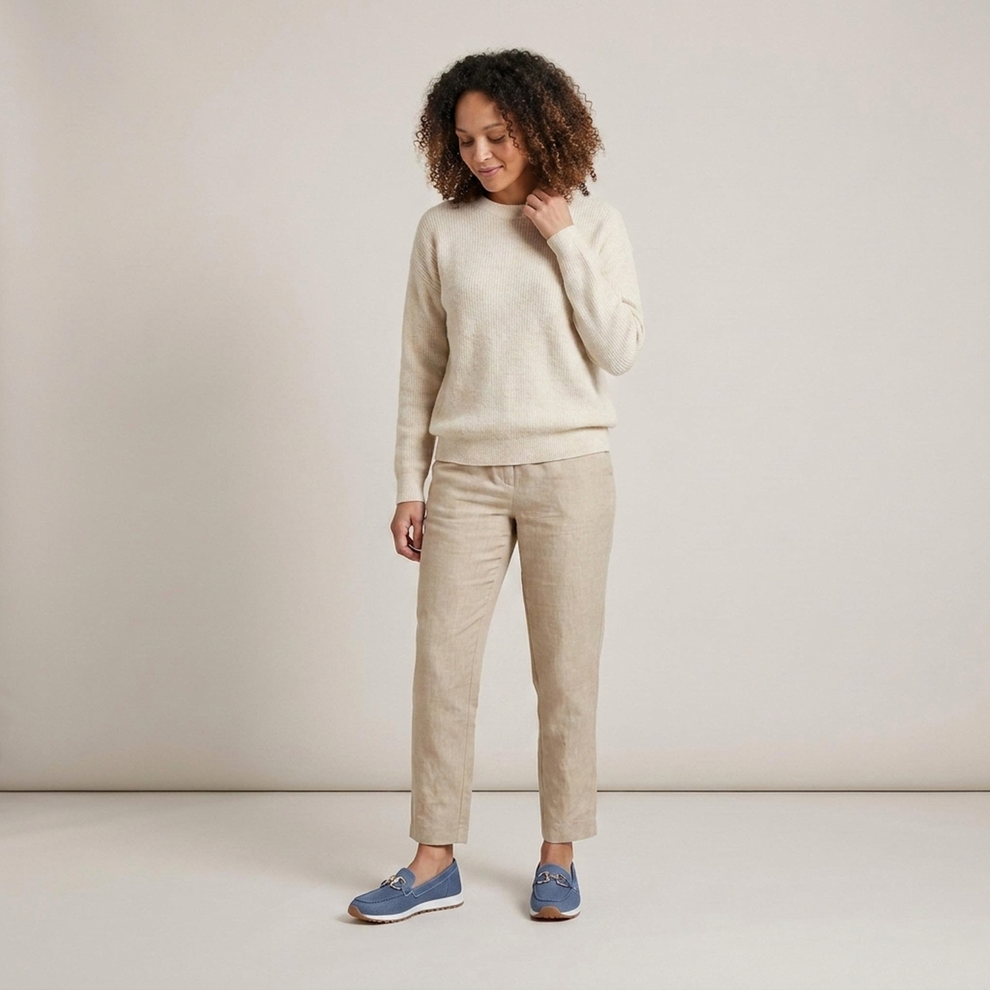 PLUXSTYLE::numise::supportive-buckle-loafers::zoom-out
