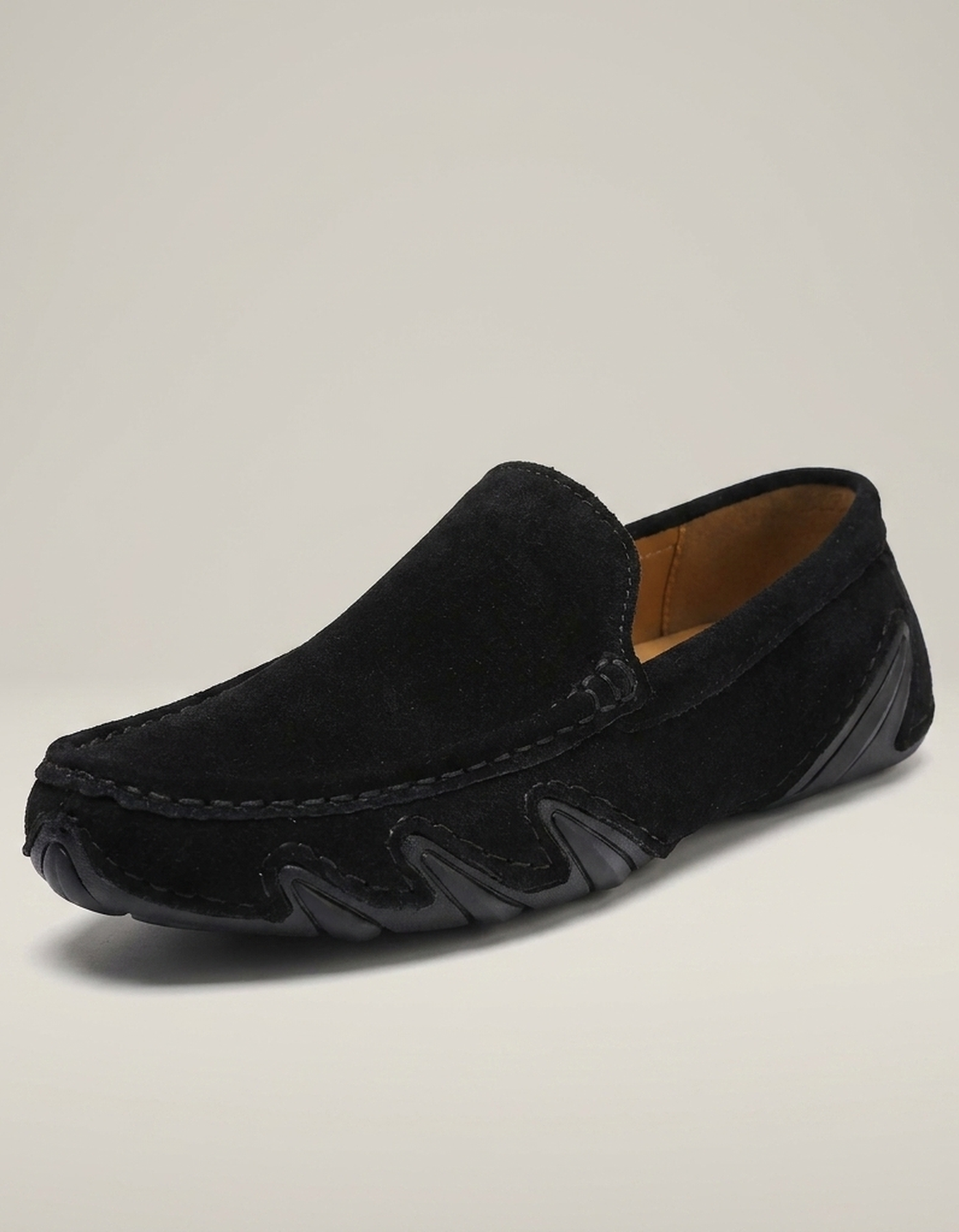PLUXSTYLE::numise::urbanstep-wide-toe-loafers::closeup-hero