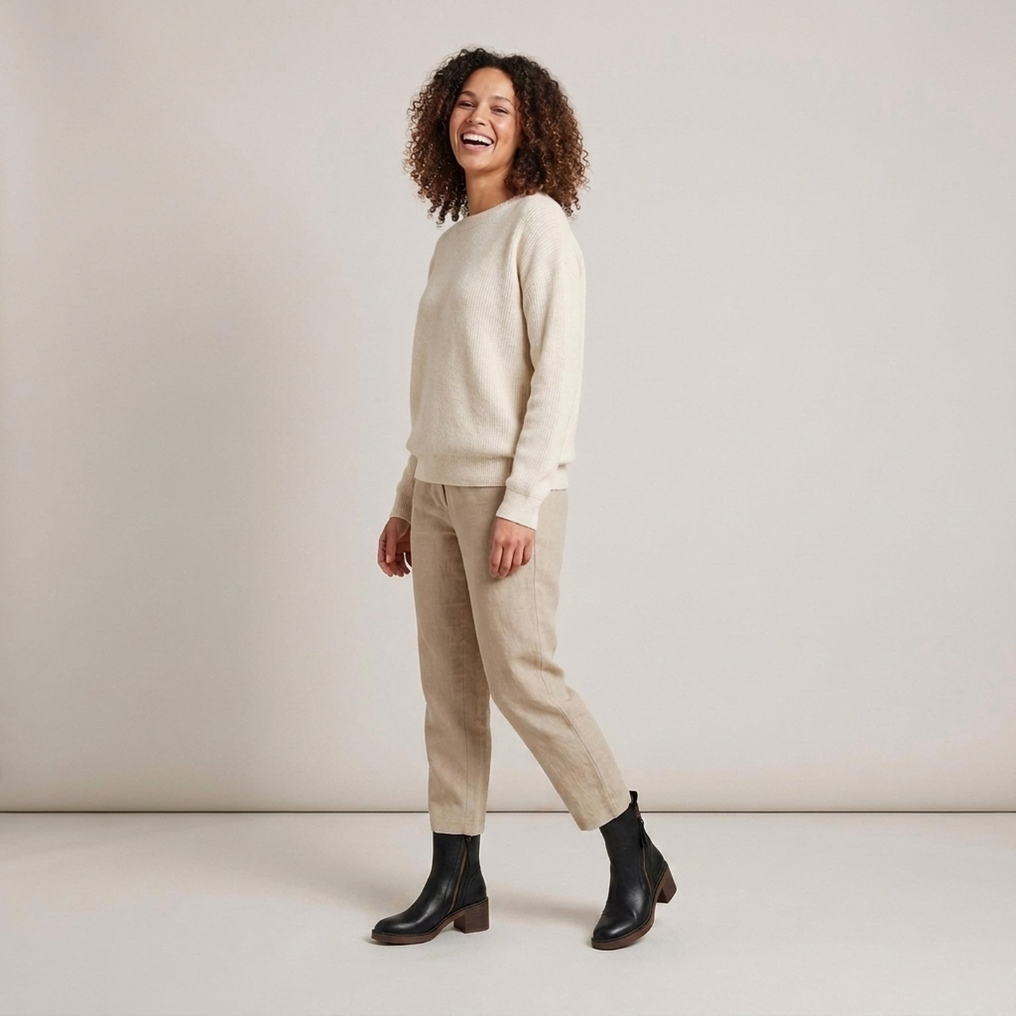 PLUXSTYLE::numise::alina-timeless-ankle-boots::zoom-out