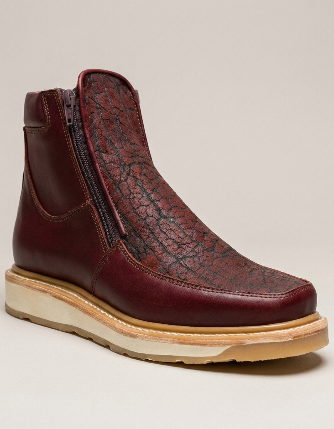 PLUXSTYLE::numise::gusta-mens-casual-boots::closeup-hero