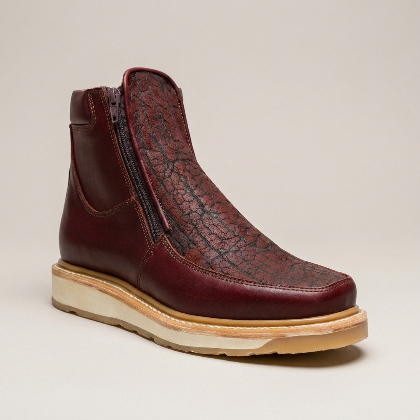 PLUXSTYLE::numise::gusta-mens-casual-boots::closeup-hero