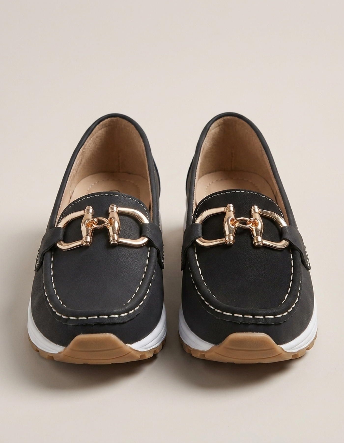 PLUXSTYLE::numise::ava-gold-buckle-comfort-loafers::pack-black