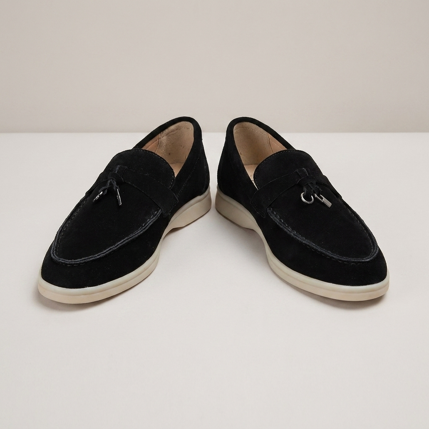 PLUXSTYLE::numise::pointed-toe-everyday-loafers::pack-black