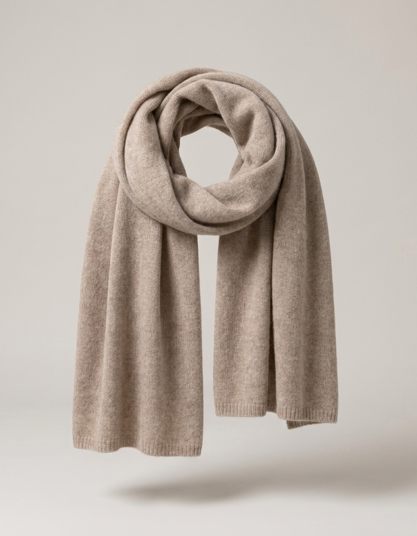 PLUXSTYLE::numise::everyday-lightweight-scarf::pack-khaki