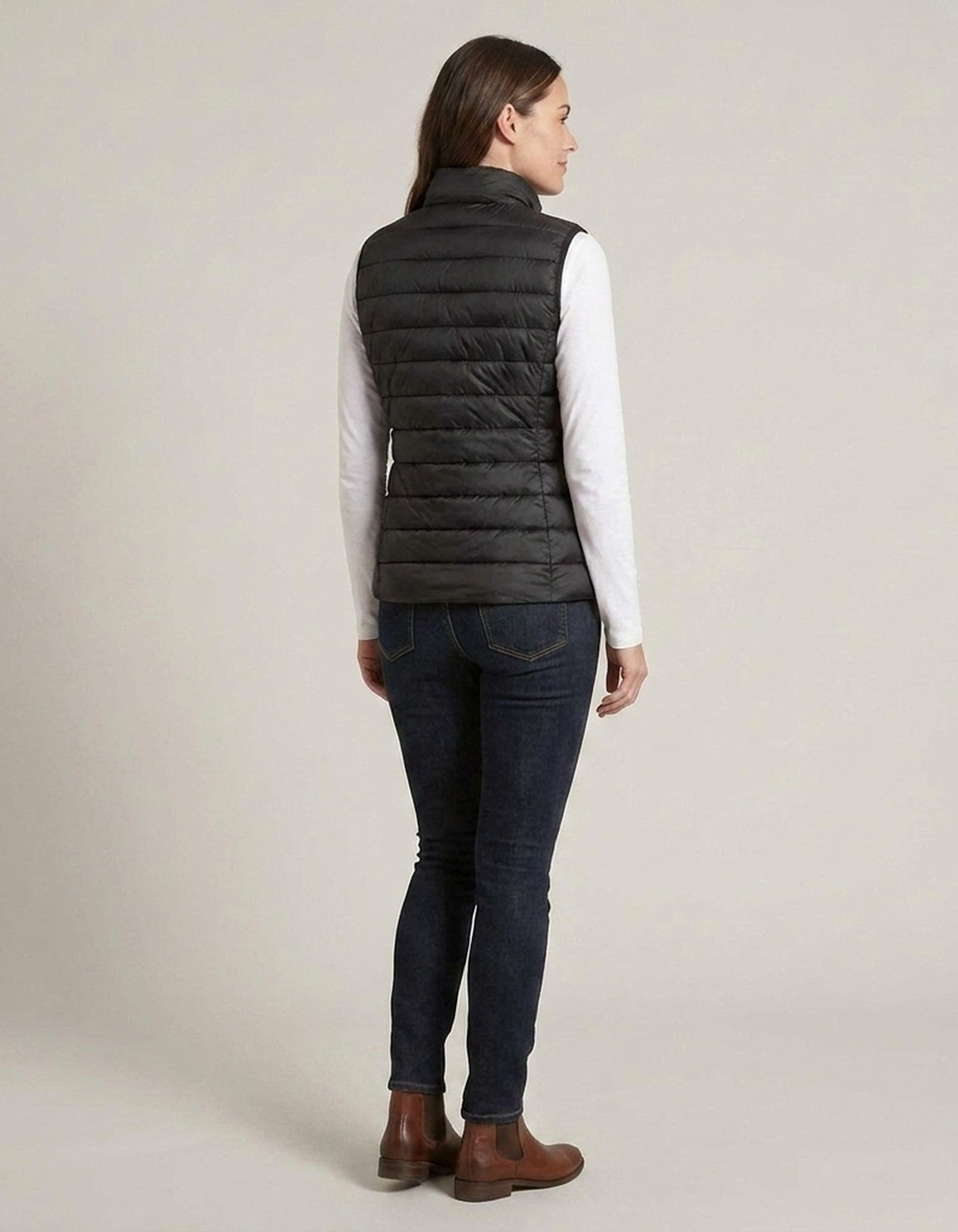 PLUXSTYLE::numise::everyday-sleeveless-parka::back