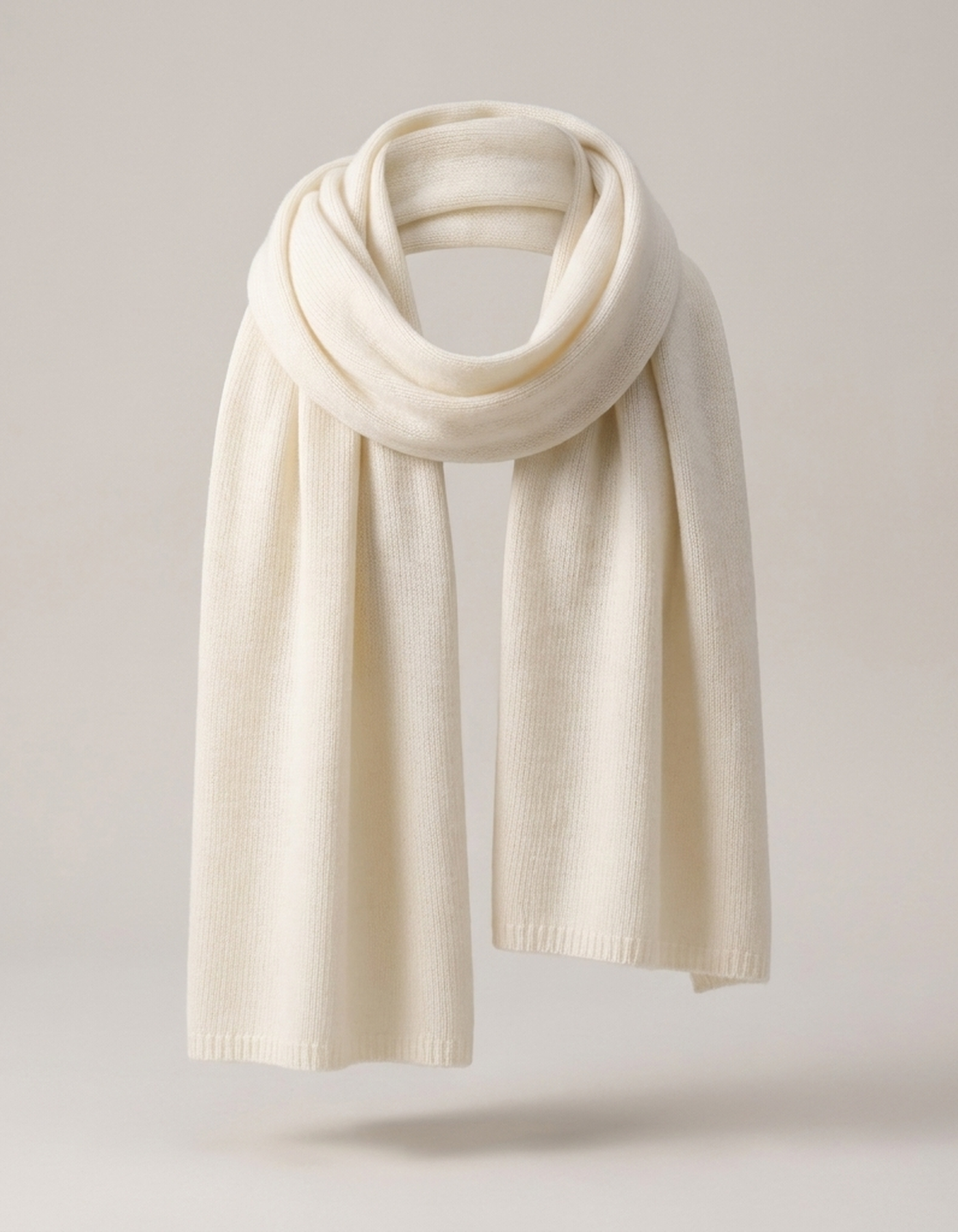 PLUXSTYLE::numise::everyday-lightweight-scarf::pack-ivory