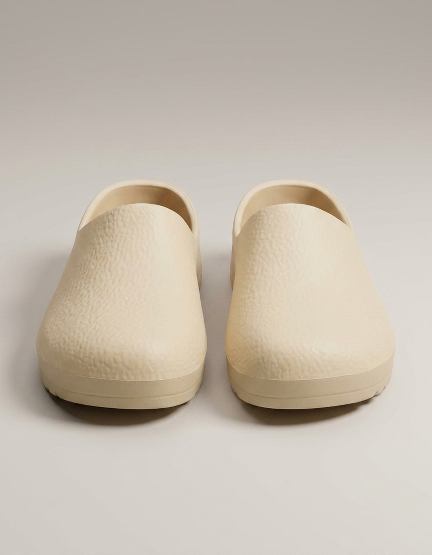 PLUXSTYLE::numise::mens-easy-care-work-clogs::pack-beige