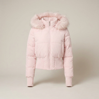 PLUXSTYLE::numise::ariana-short-hooded-puffer-jacket::pack-pink