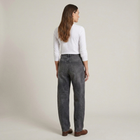 PLUXSTYLE::numise::astrid-slanted-seam-barrel-jeans::back