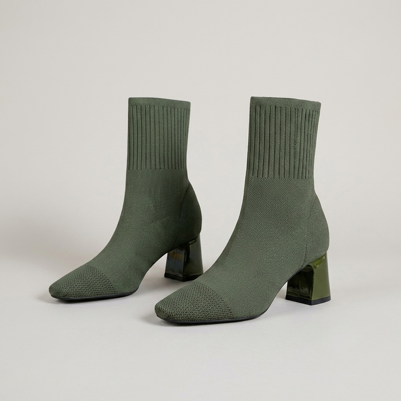 PLUXSTYLE::numise::pointed-toe-slip-on-ankle-boots::pack-green