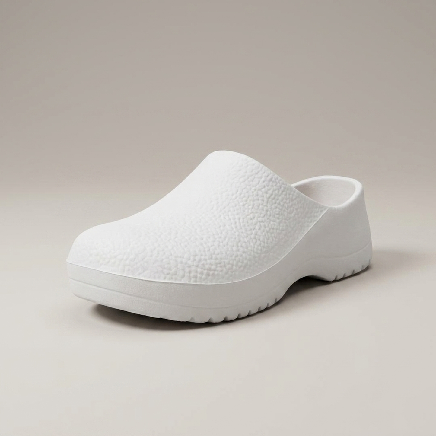 PLUXSTYLE::numise::mens-easy-care-work-clogs::closeup-hero