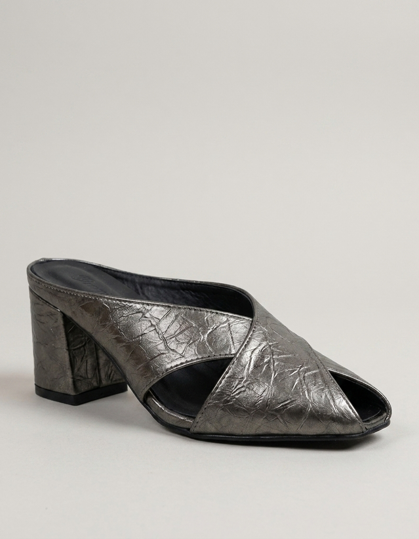 PLUXSTYLE::numise::womens-square-toe-cross-strap-mules::closeup-hero
