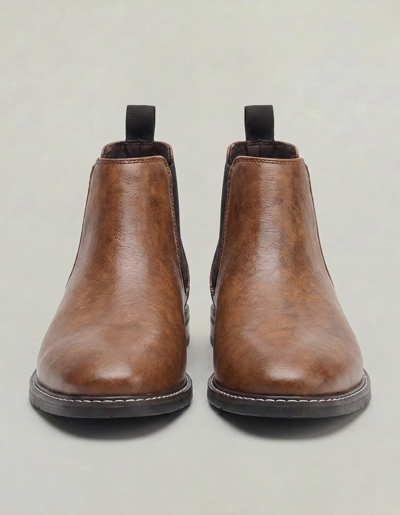 PLUXSTYLE::numise::saddle-brown-chelsea-boots::pack-saddle-brown