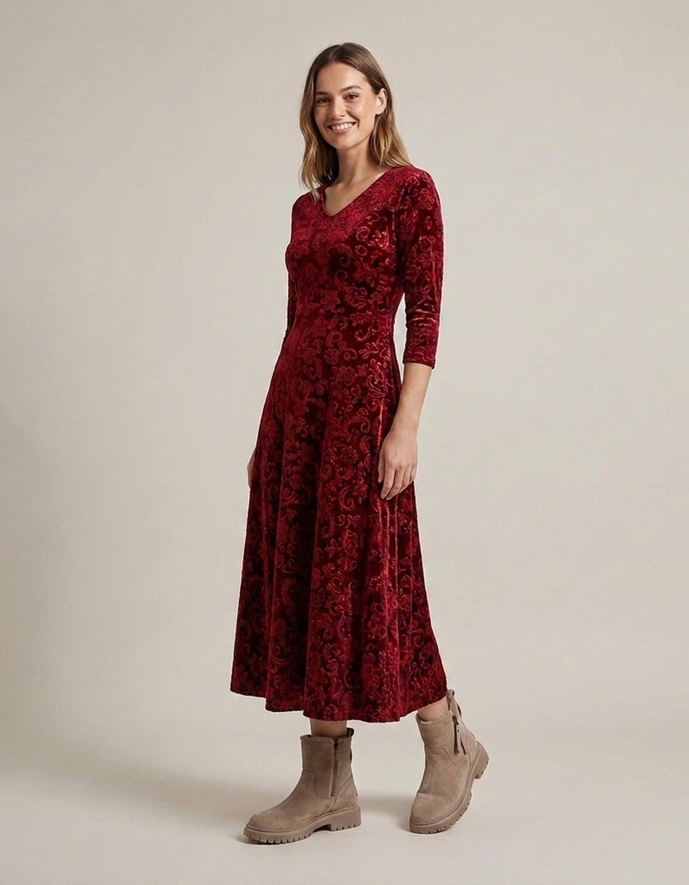 PLUXSTYLE::numise::alora-vintage-inspired-midi-dress::front
