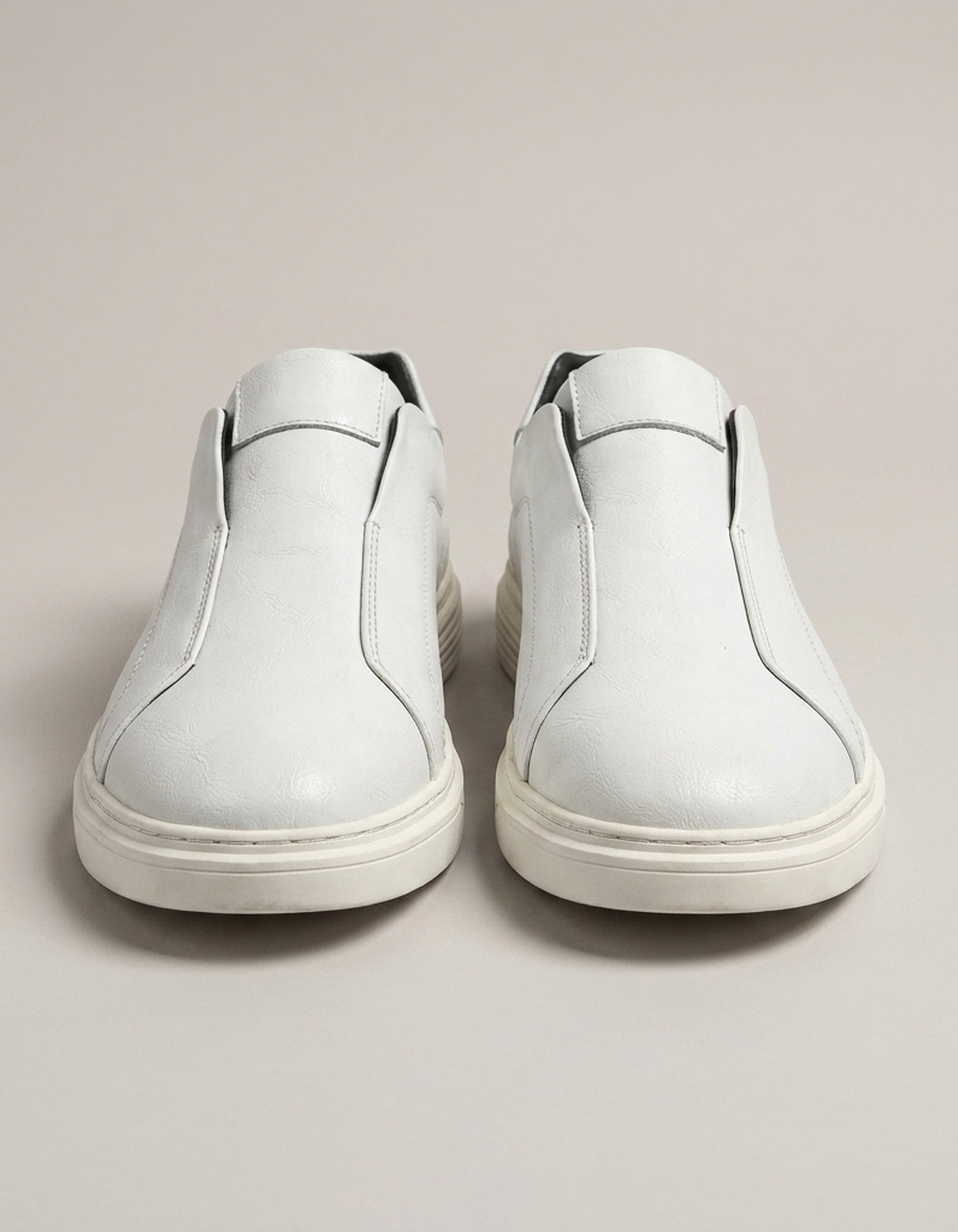 PLUXSTYLE::numise::mens-ridged-sole-slip-on-sneakers::pack-white