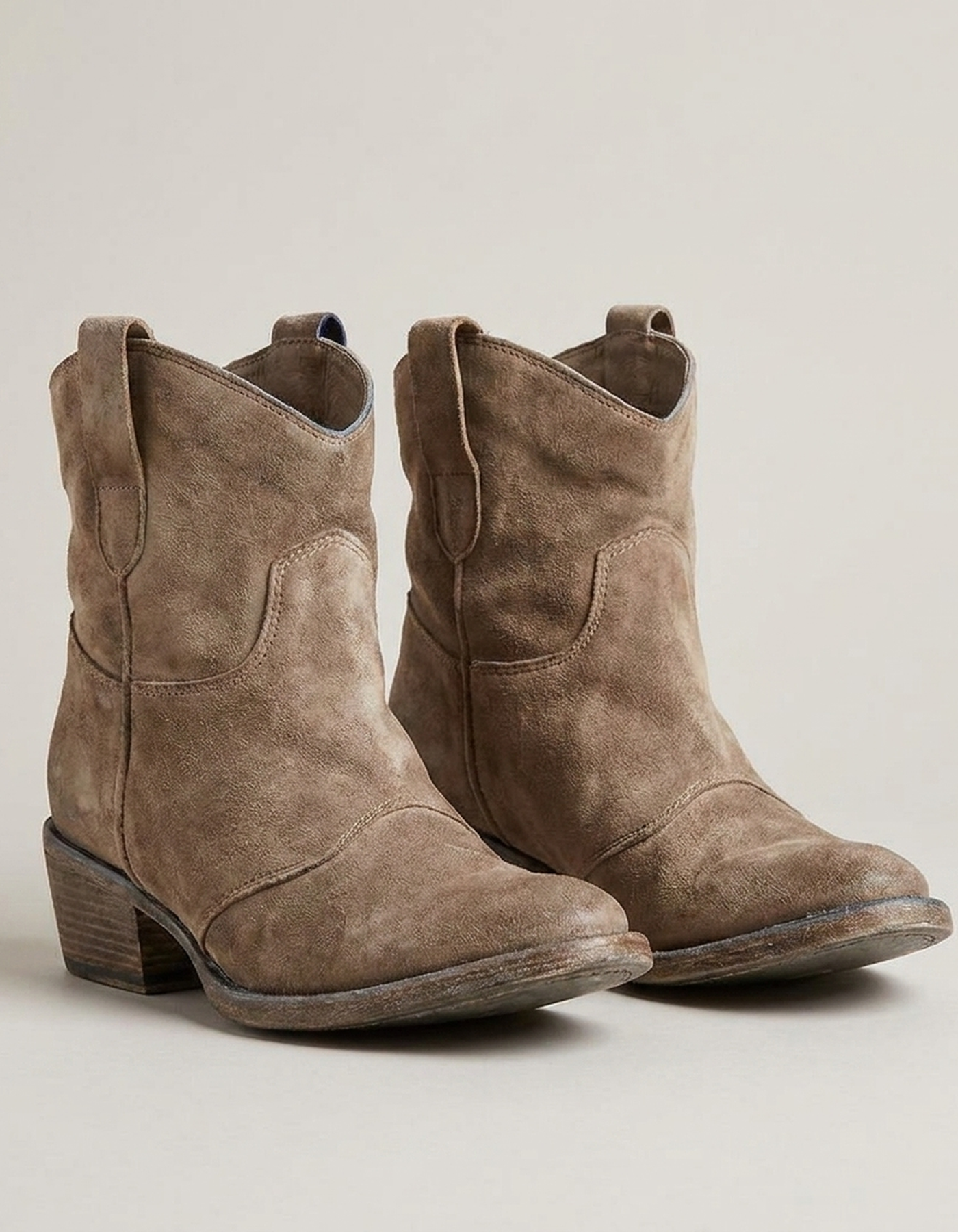 PLUXSTYLE::numise::noelle-everyday-ankle-boots::pack-light-brown