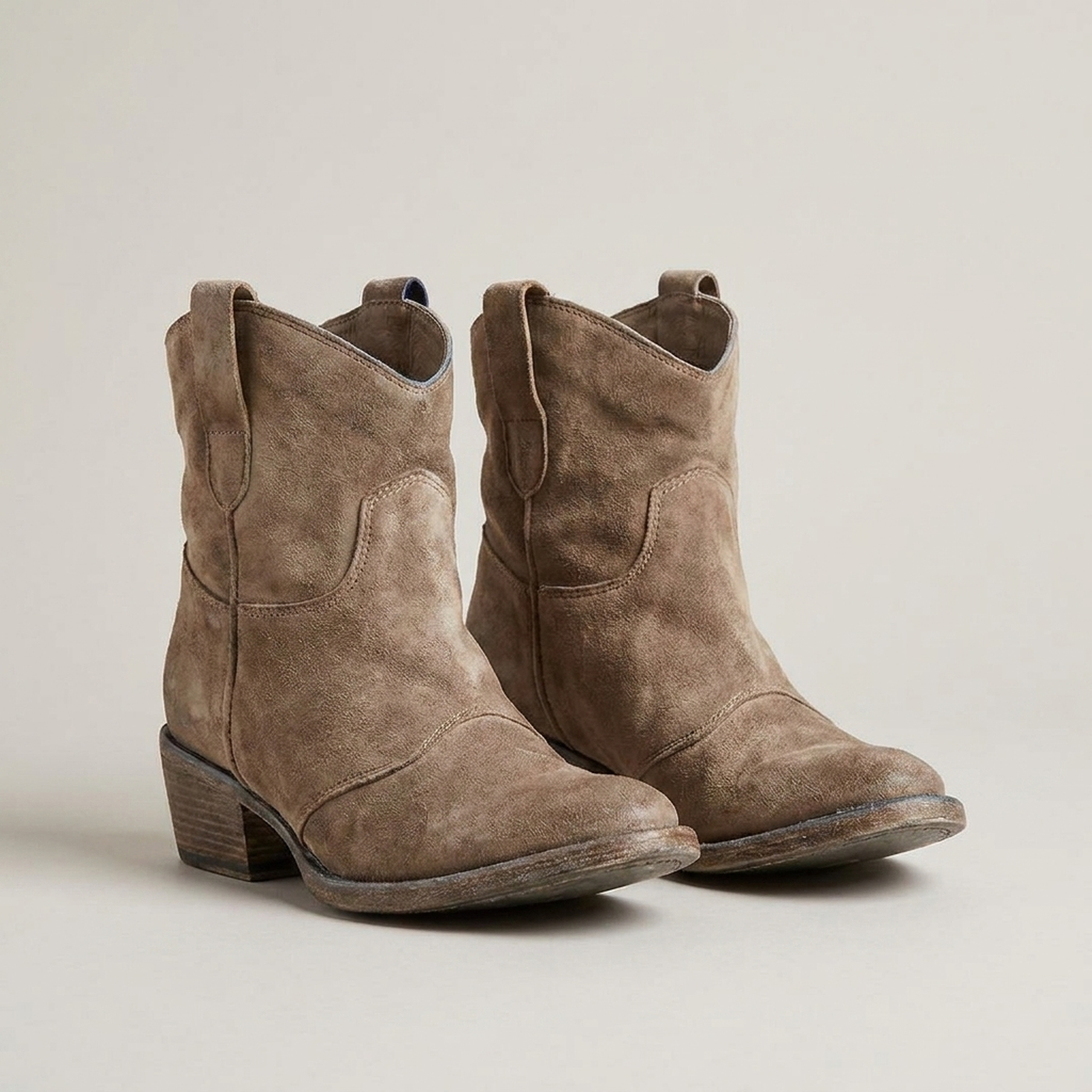 PLUXSTYLE::numise::noelle-everyday-ankle-boots::pack-light-brown