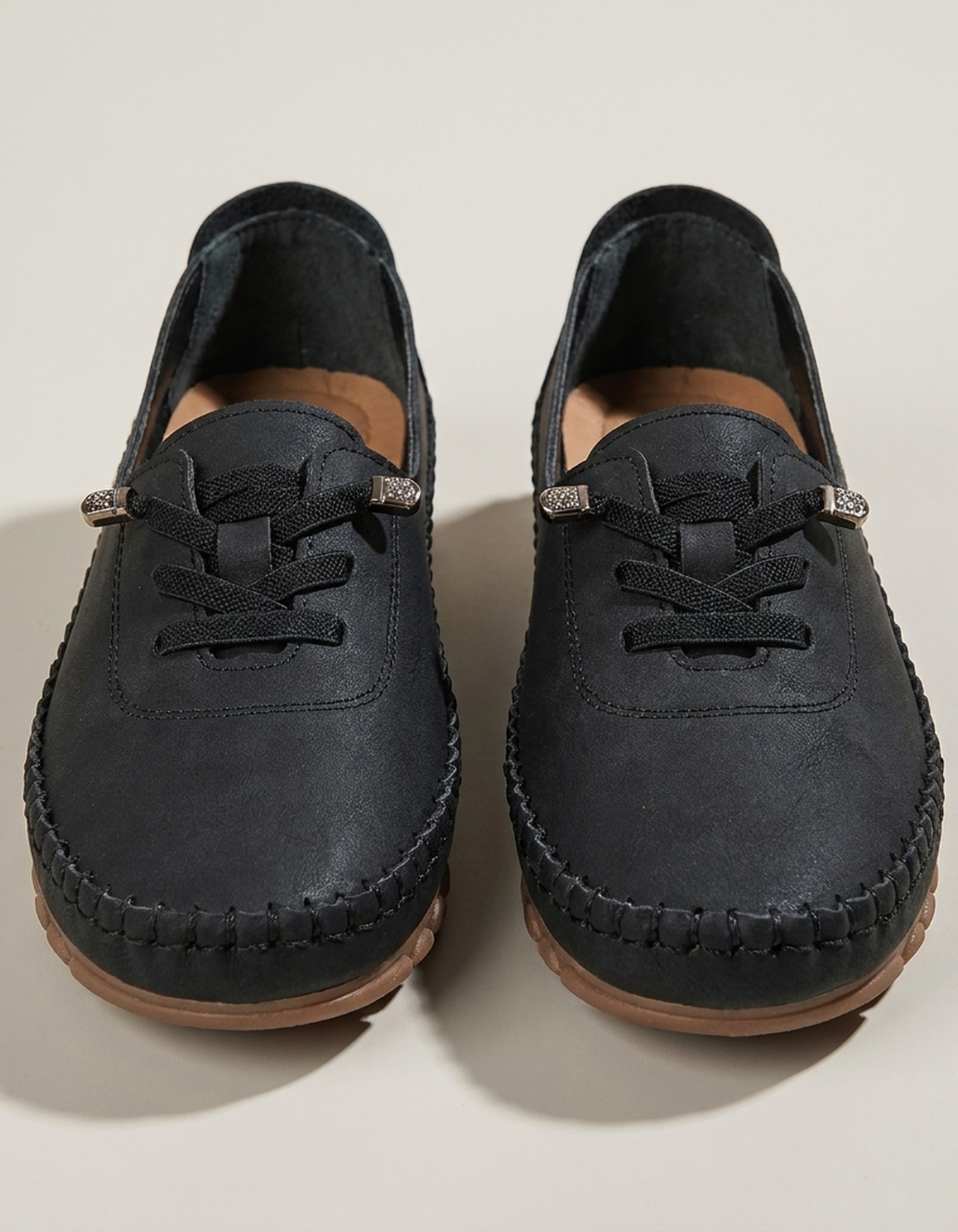 PLUXSTYLE::numise::womens-flexible-walking-loafers::pack-black