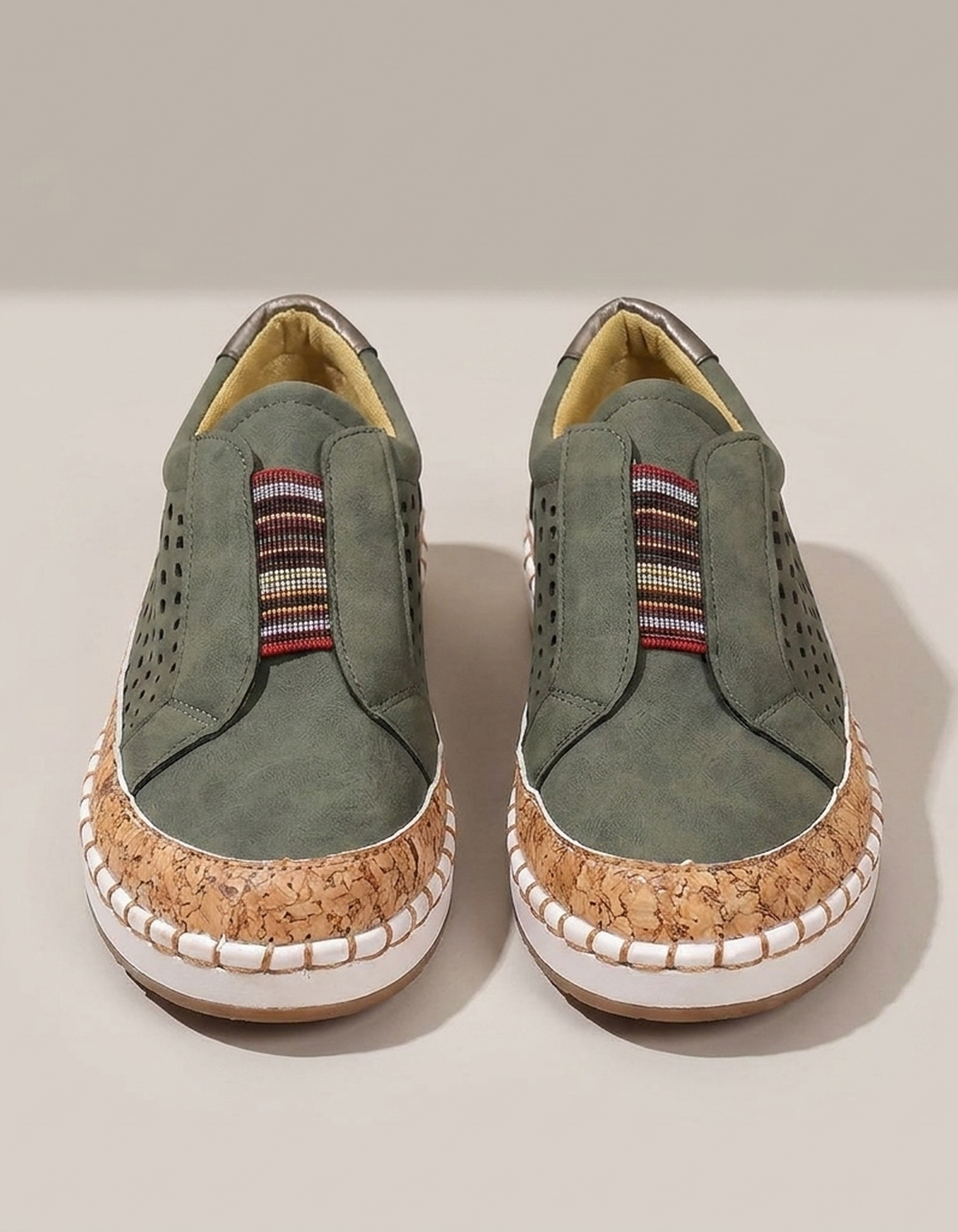 PLUXSTYLE::numise::easy-step-slip-on-footwear::pack-green