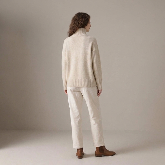PLUXSTYLE::numise::alecia-relaxed-turtleneck-sweater::back