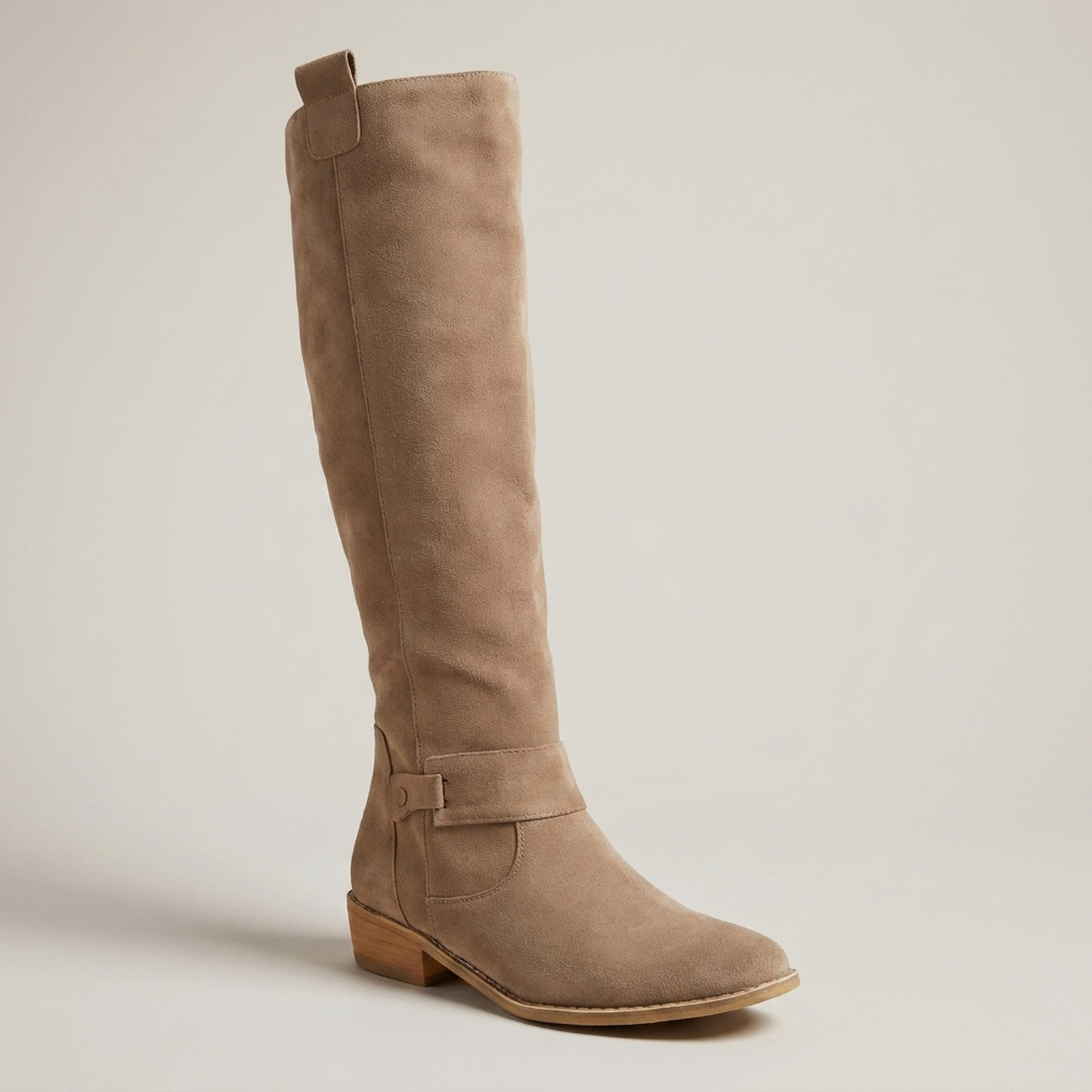 PLUXSTYLE::numise::all-season-non-slip-boots::closeup-hero