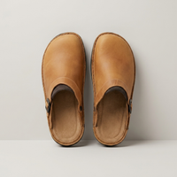 PLUXSTYLE::numise::unisex-easy-on-comfort-clogs::pack-hero