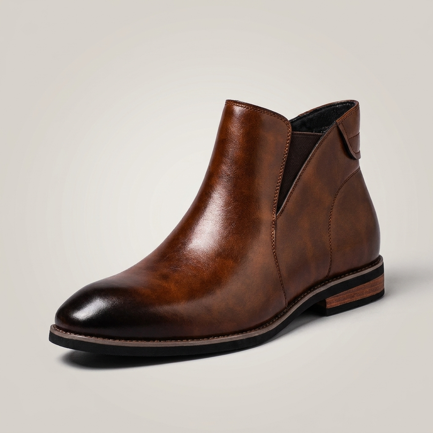 PLUXSTYLE::numise::mens-pointed-toe-chelsea-boots-1::closeup-hero