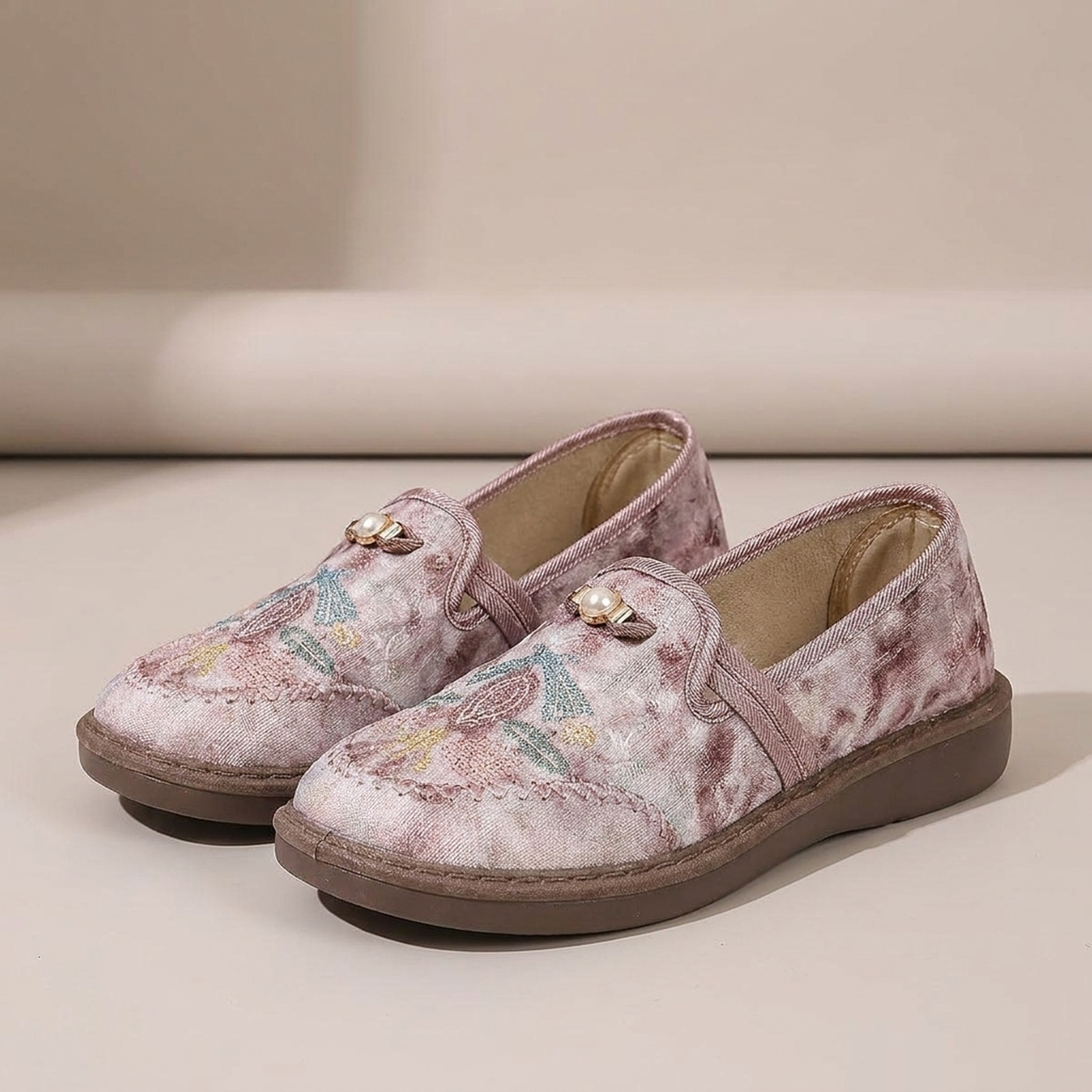 PLUXSTYLE::numise::amelia-floral-embroidered-loafers::pack-pink