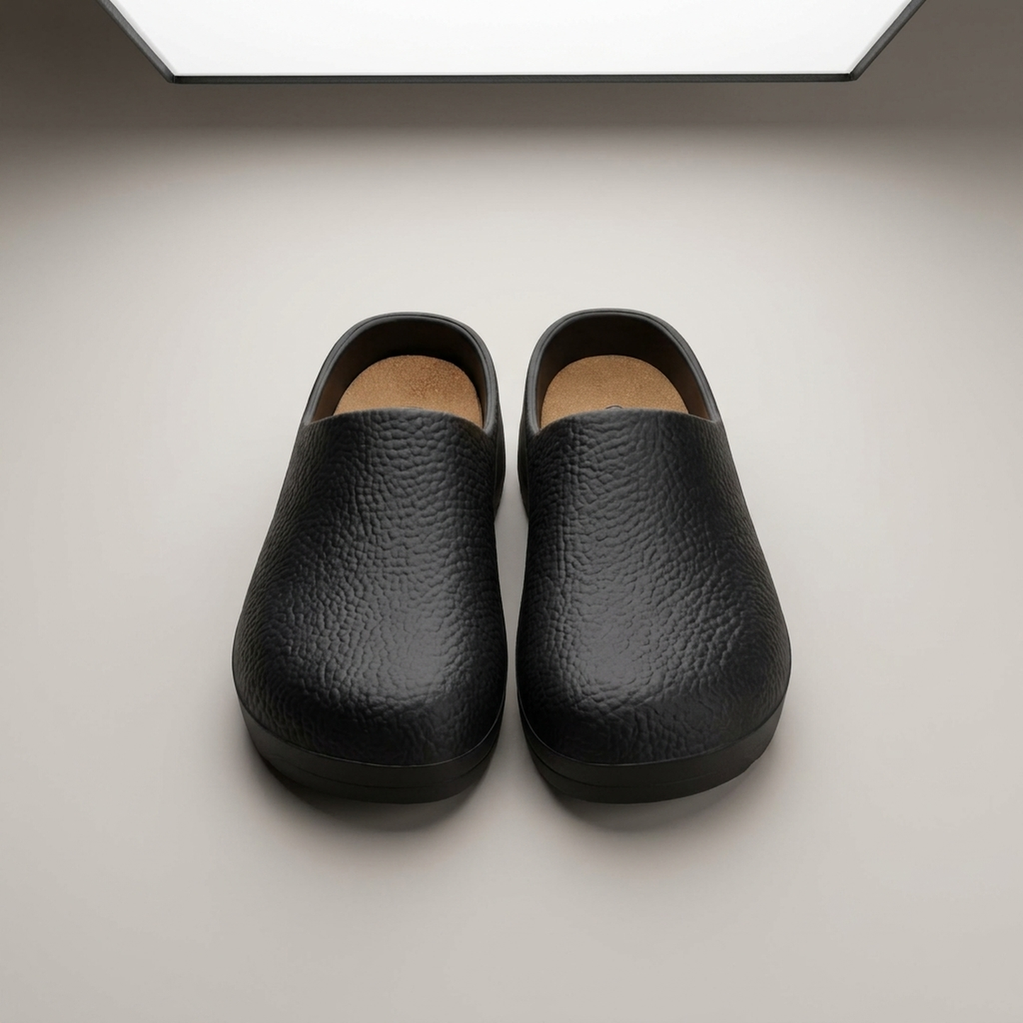 PLUXSTYLE::numise::mens-easy-care-work-clogs::pack-black