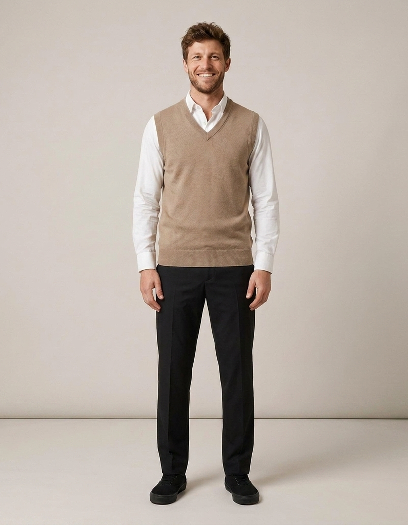 PLUXSTYLE::numise::mens-v-neck-sweater-vest::front