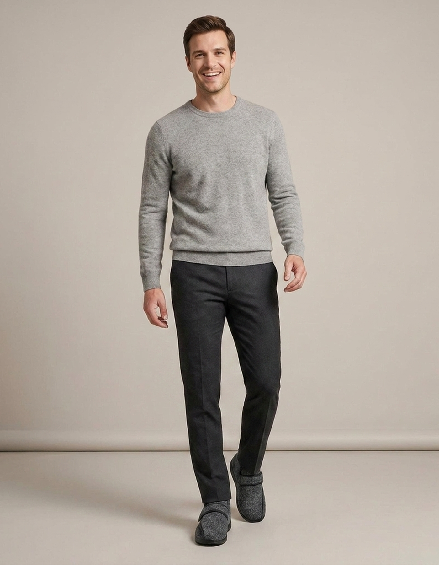 PLUXSTYLE::numise::adam-adjustable-slip-on-boots::zoom-out