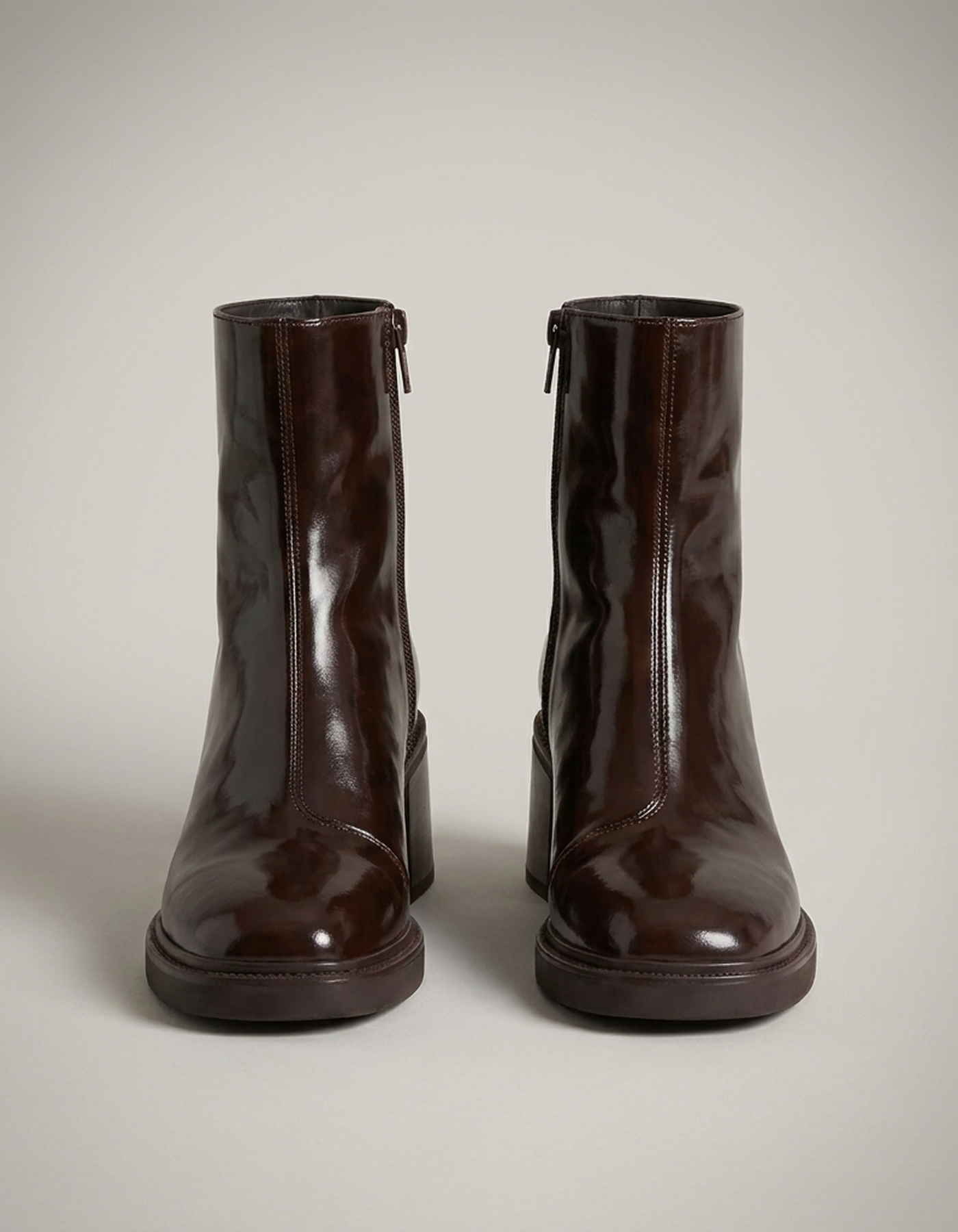 PLUXSTYLE::numise::modern-square-toe-ankle-boots::pack-brown