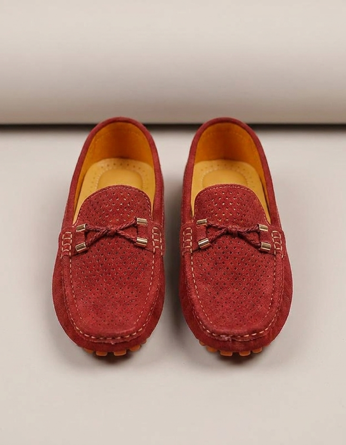 PLUXSTYLE::numise::mens-perforated-everyday-loafers::pack-red