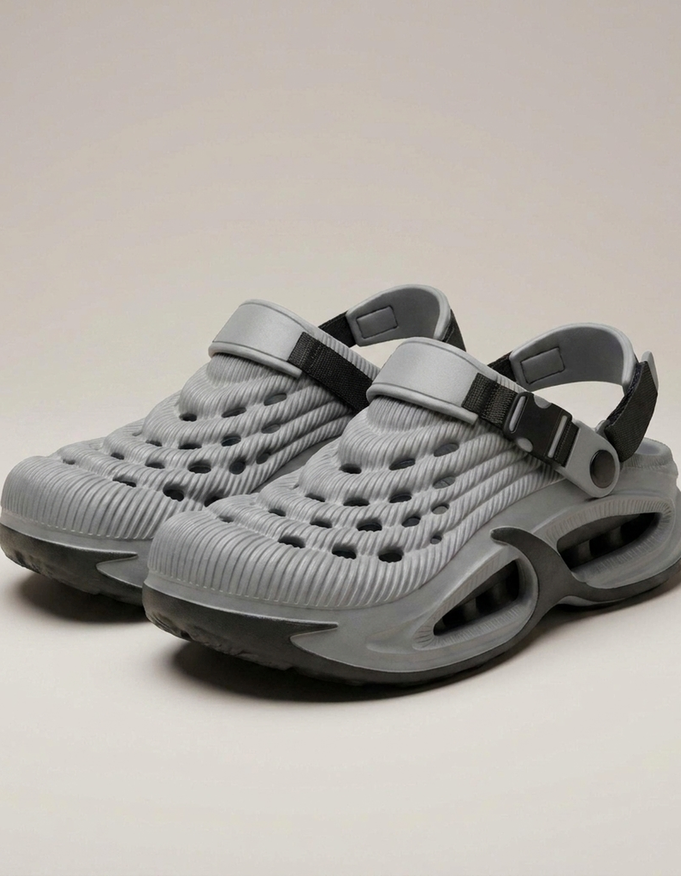 PLUXSTYLE::numise::everyday-ventilated-slip-on-shoes::closeup-detail