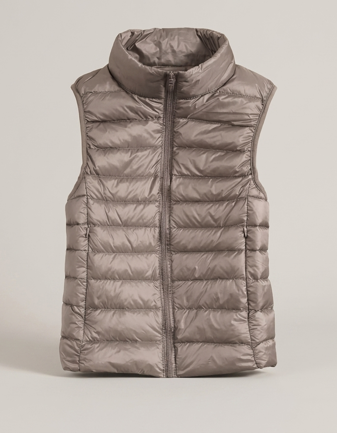PLUXSTYLE::numise::everyday-sleeveless-parka::pack-khaki