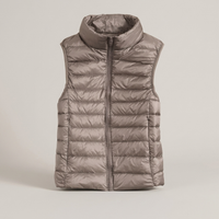 PLUXSTYLE::numise::everyday-sleeveless-parka::pack-khaki