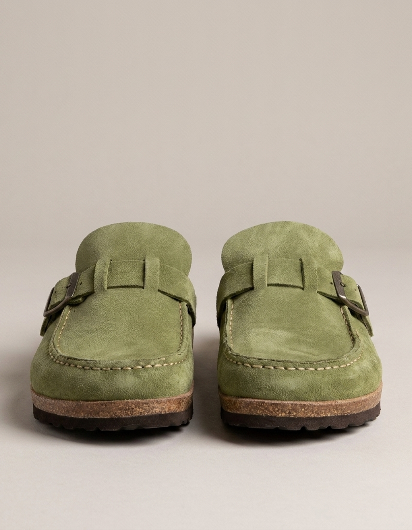 PLUXSTYLE::numise::evi-comfort-mule-sandals::pack-green