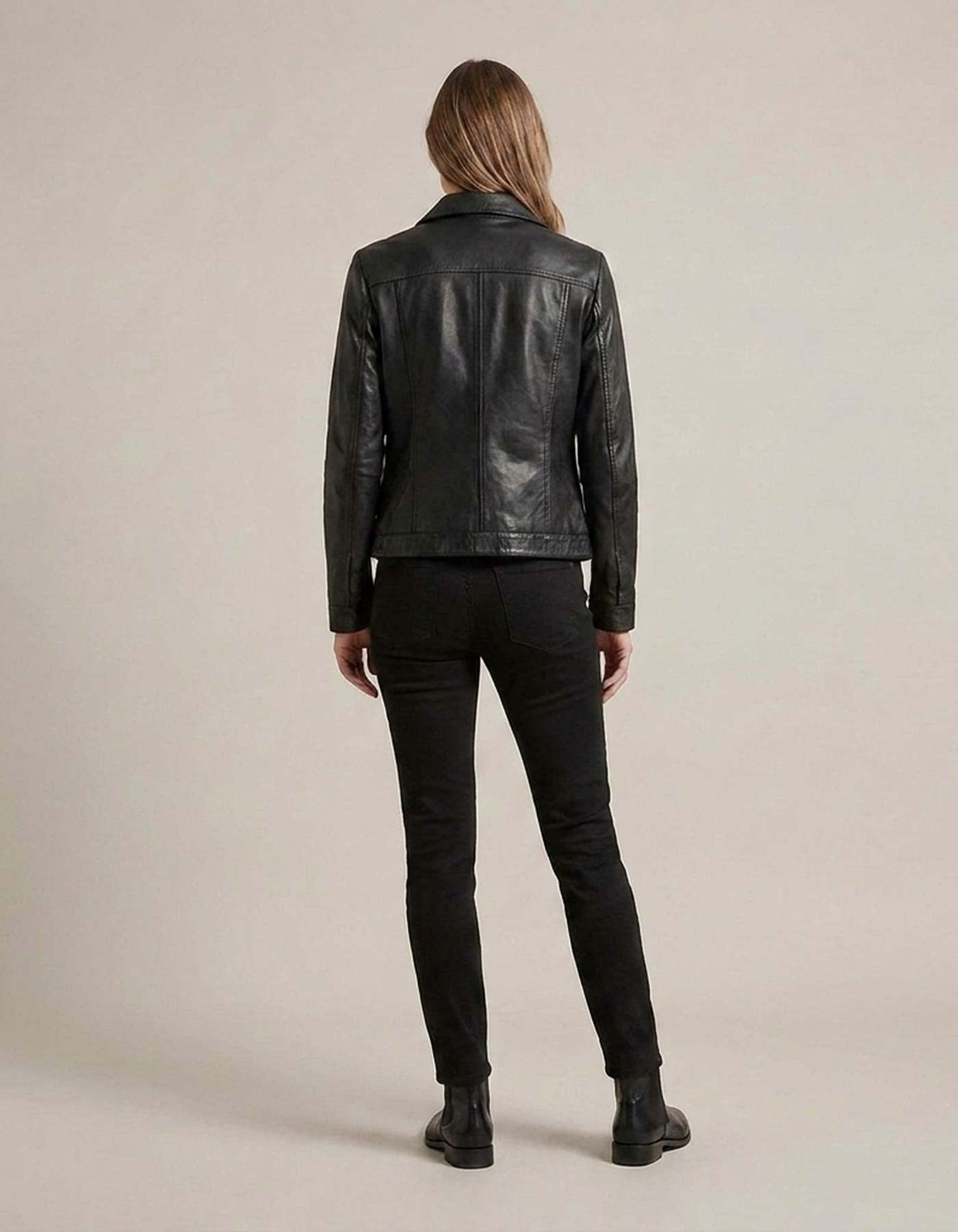 PLUXSTYLE::numise::tailored-zip-front-parka::back