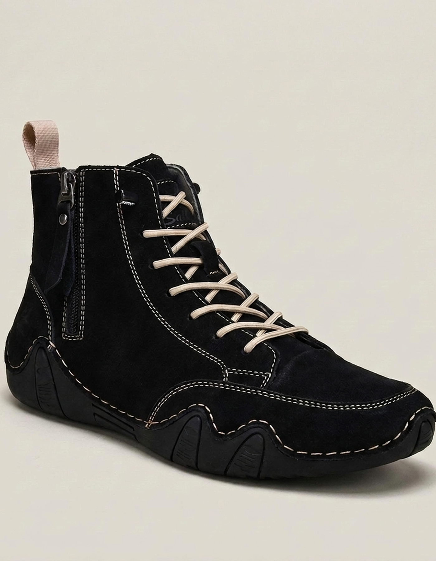 PLUXSTYLE::numise::mens-side-zip-combat-boots::closeup-detail