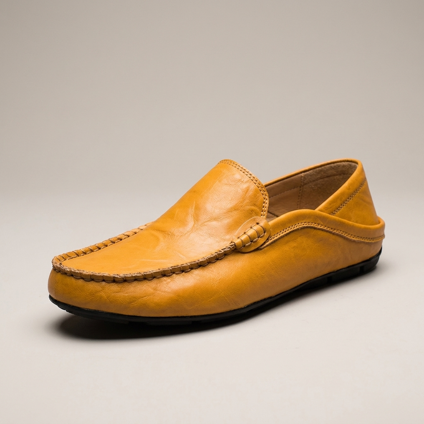 PLUXSTYLE::numise::mens-contrast-stitch-penny-loafers-1::closeup-hero