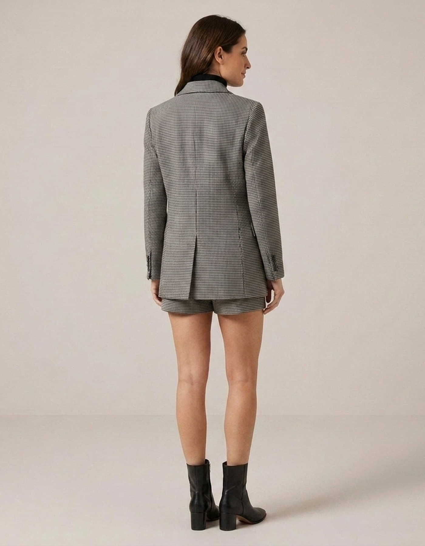 PLUXSTYLE::numise::houndstooth-button-parka::back