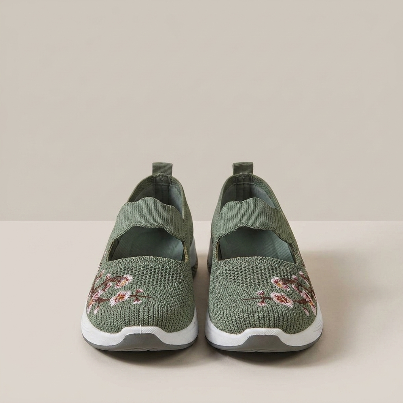 PLUXSTYLE::numise::strap-detail-ballet-footwear::pack-green