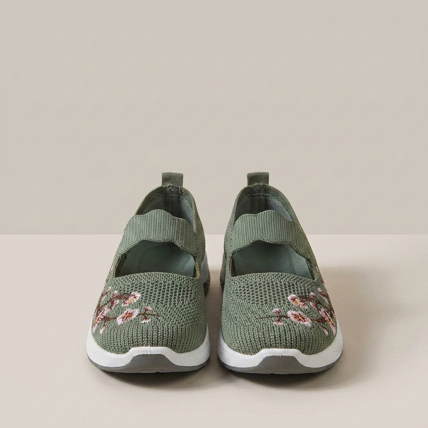 PLUXSTYLE::numise::strap-detail-ballet-footwear::pack-green