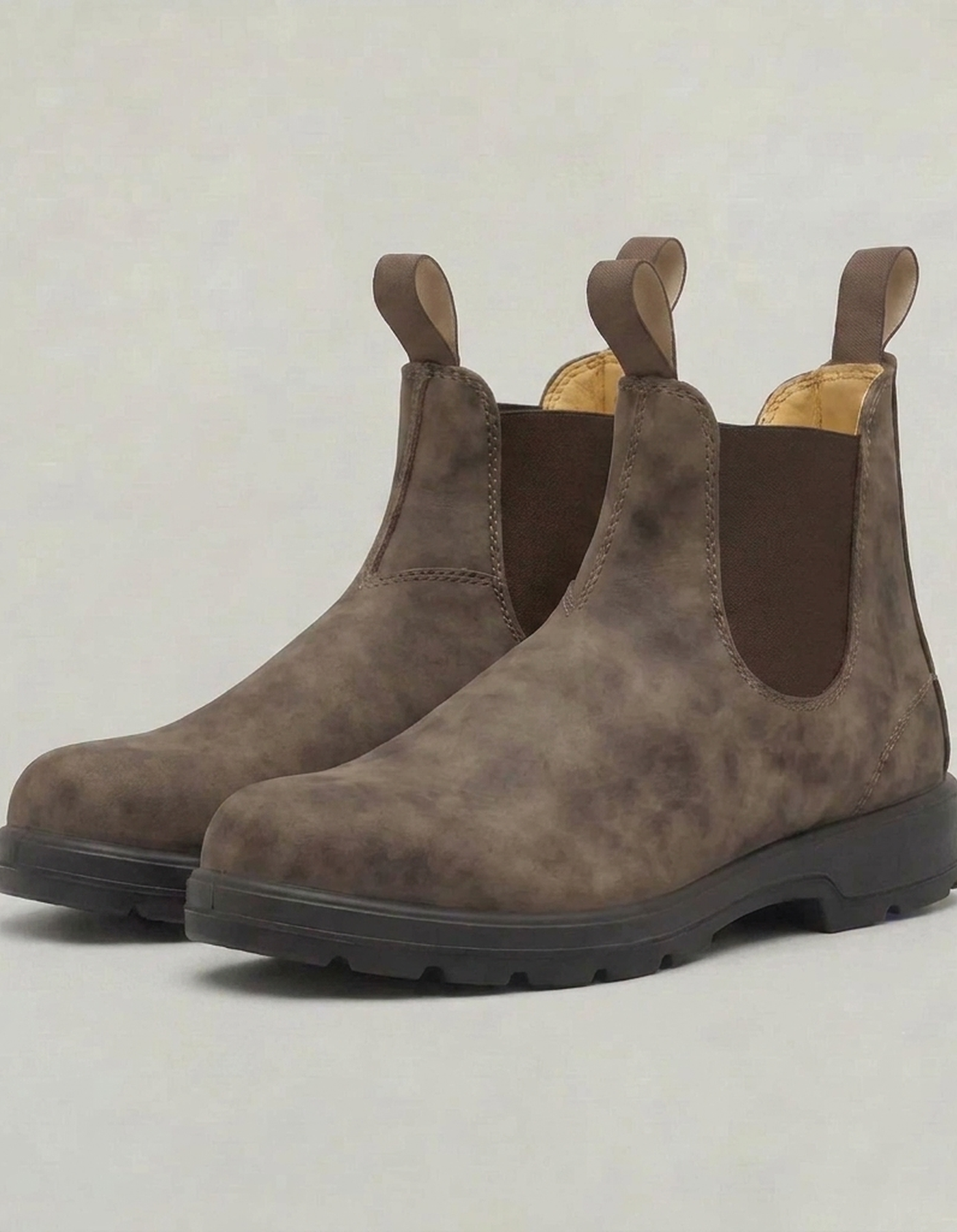 PLUXSTYLE::numise::mens-classic-slip-on-chelsea-boots::closeup-detail